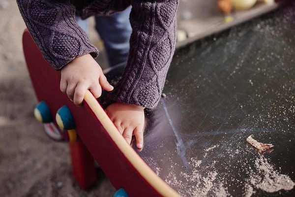 Jak działają prywatne instytucje edukacyjne: żłobki i przedszkola?